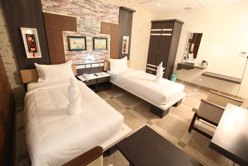 Hotel MMR Gardens Madurai Exterior foto
