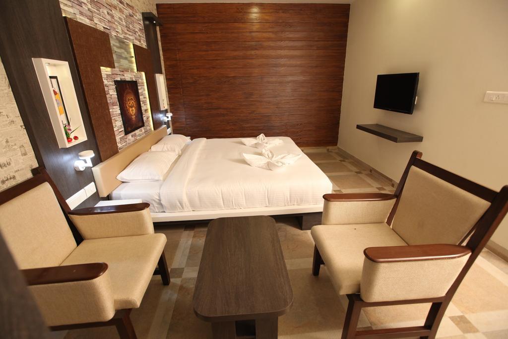 Hotel MMR Gardens Madurai Exterior foto