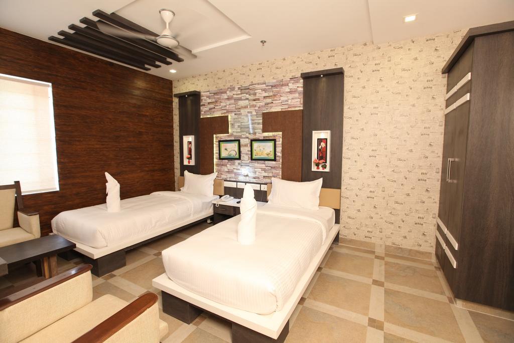 Hotel MMR Gardens Madurai Exterior foto